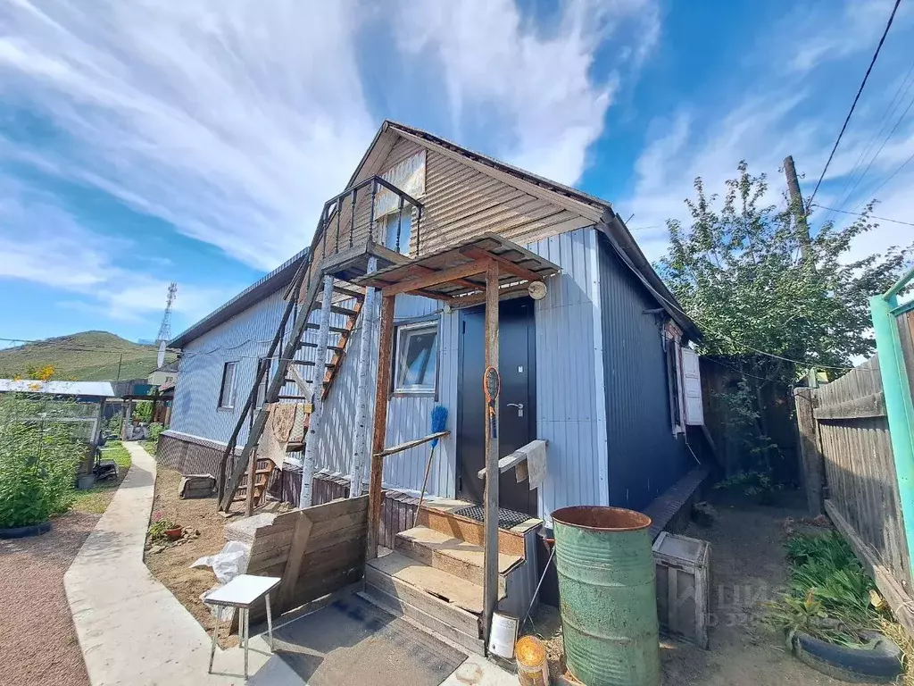 Дом в Бурятия, Тарбагатайский район, Саянтуйское с/пос, с. Нижний ... - Фото 1