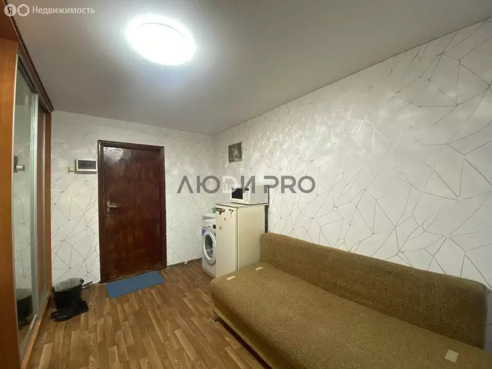 1к в 5-комнатной квартире (14 м) - Фото 2