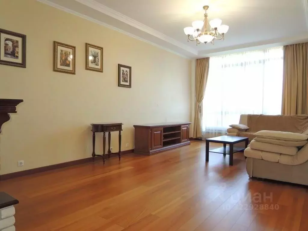 Таунхаус в Кемеровская область, Кемерово ул. Марковцева, 8/63 (329 м) - Фото 1