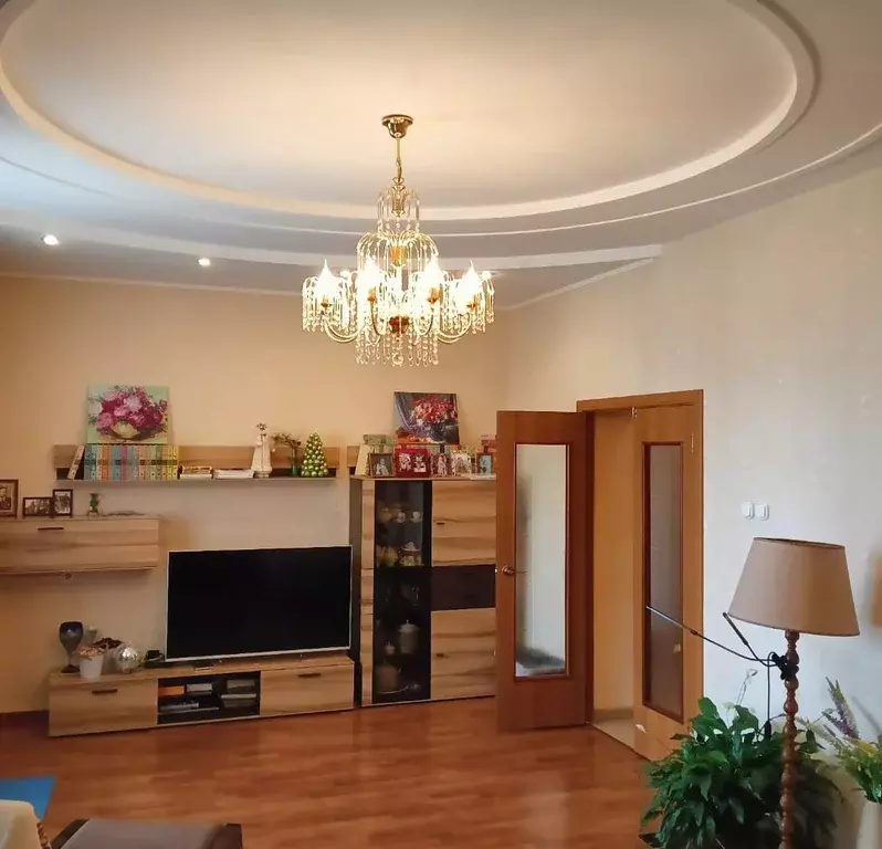 Продаётся 4-к квартира, 130 м - Фото 0