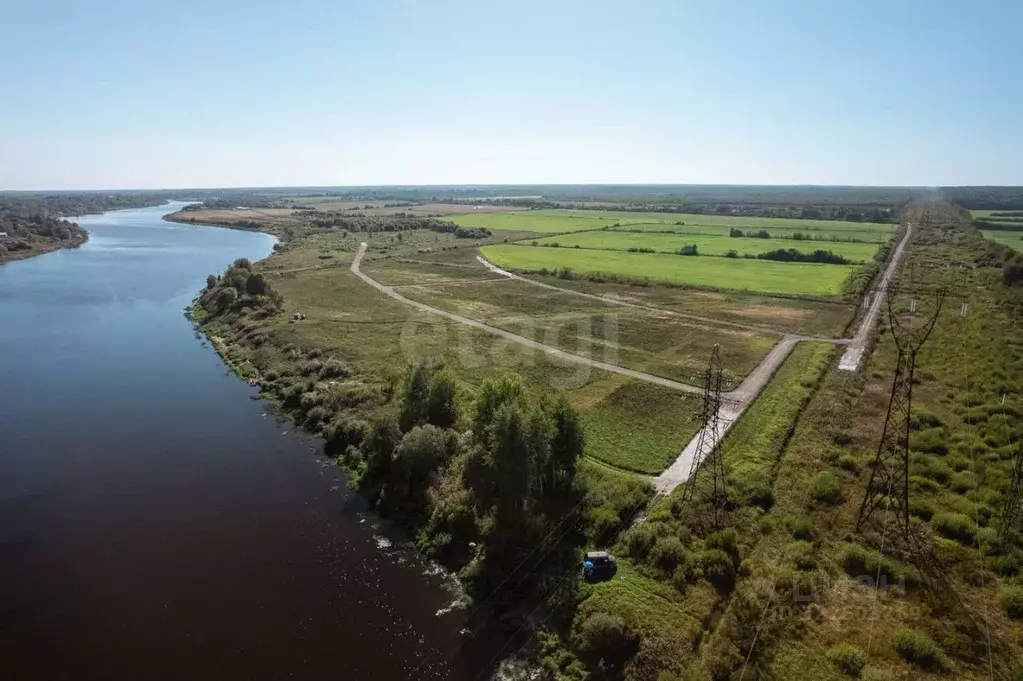 Участок в Ленинградская область, Волховский район, Староладожское ... - Фото 1