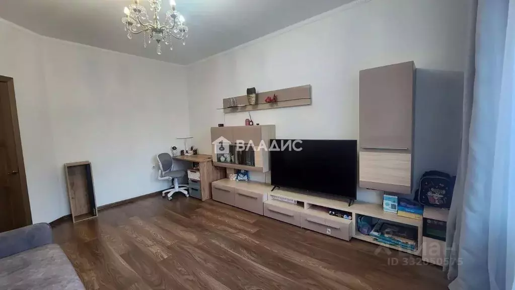 2-к кв. Бурятия, Улан-Удэ 140А мкр, 16 (56.4 м) - Фото 2