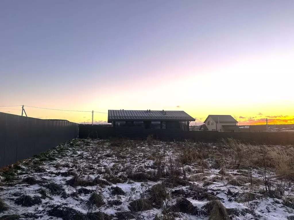 Участок в Московская область, Истра муниципальный округ, пос. ... - Фото 1