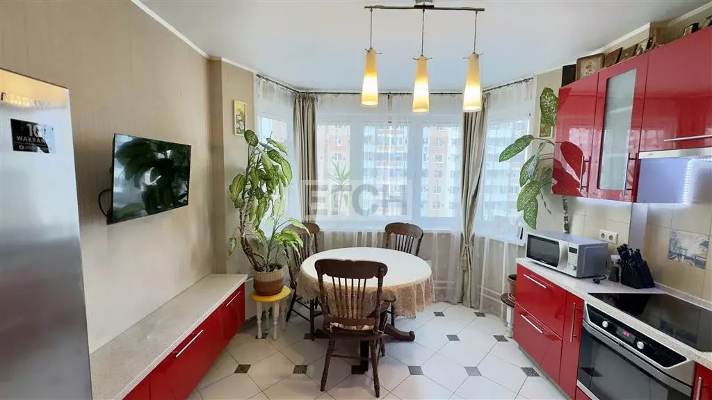 Продается 2-комнатная квартира - Фото 1