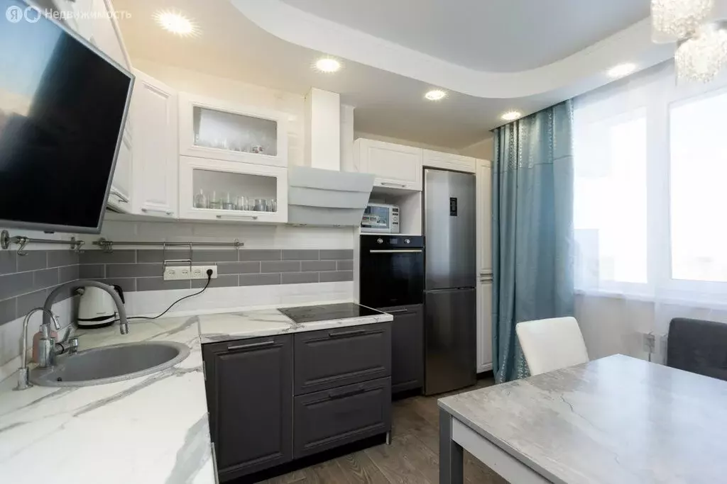 2-комнатная квартира: Оренбург, улица 1 Мая, 61/3 (52.98 м) - Фото 1