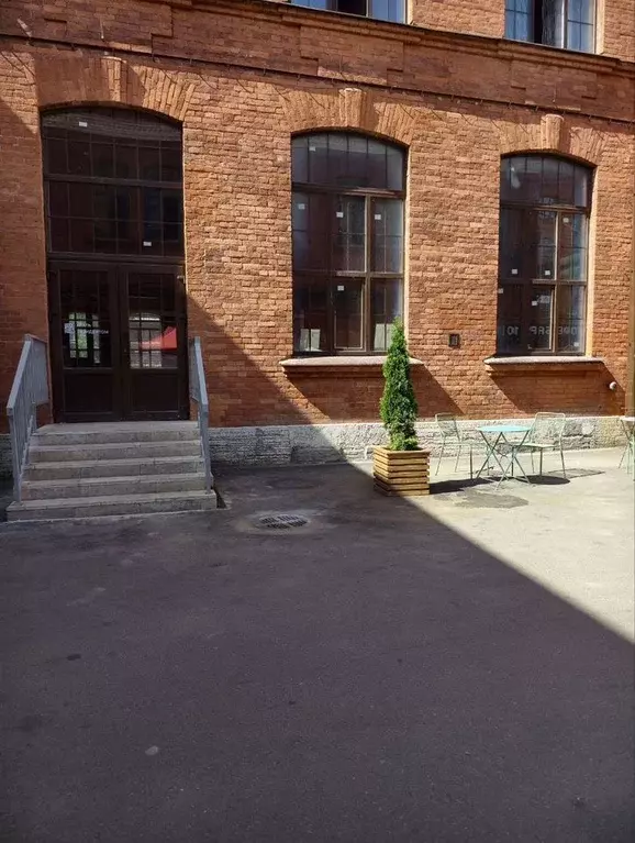 Помещение свободного назначения в Санкт-Петербург ул. Красного ... - Фото 1
