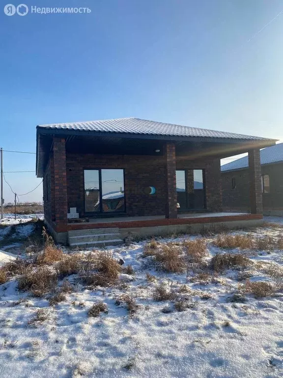 Дом в Кабаковский сельсовет, деревня Старые Киешки (100 м) - Фото 0