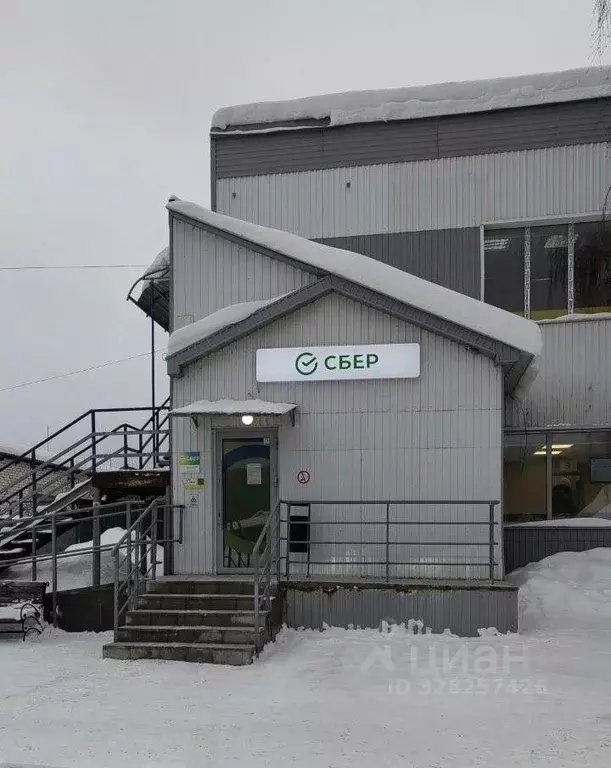 Офис в Ульяновская область, Базарный Сызган рп ул. Советская, 103 (53 ... - Фото 1