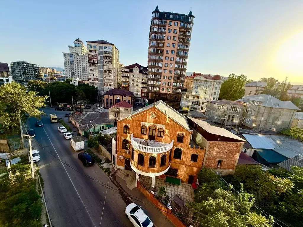 Дом в Дагестан, Махачкала ул. Ахлакова, 6 (320 м) - Фото 1