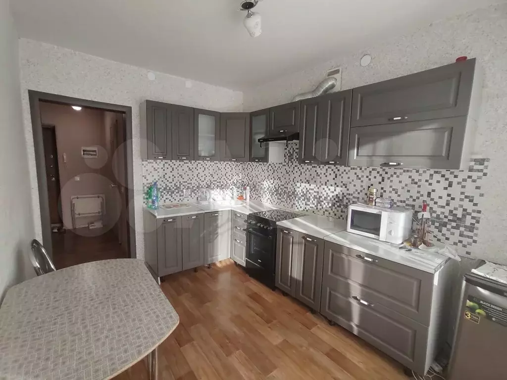 1-к. квартира, 40м, 6/9эт. - Фото 1