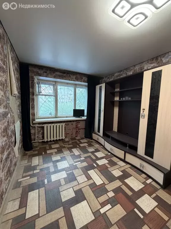 1-комнатная квартира: Братск, улица Кирова, 35 (28 м) - Фото 1