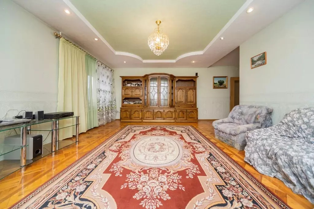 3-к кв. Пермский край, Пермь бул. Гагарина, 44 (120.0 м) - Фото 2