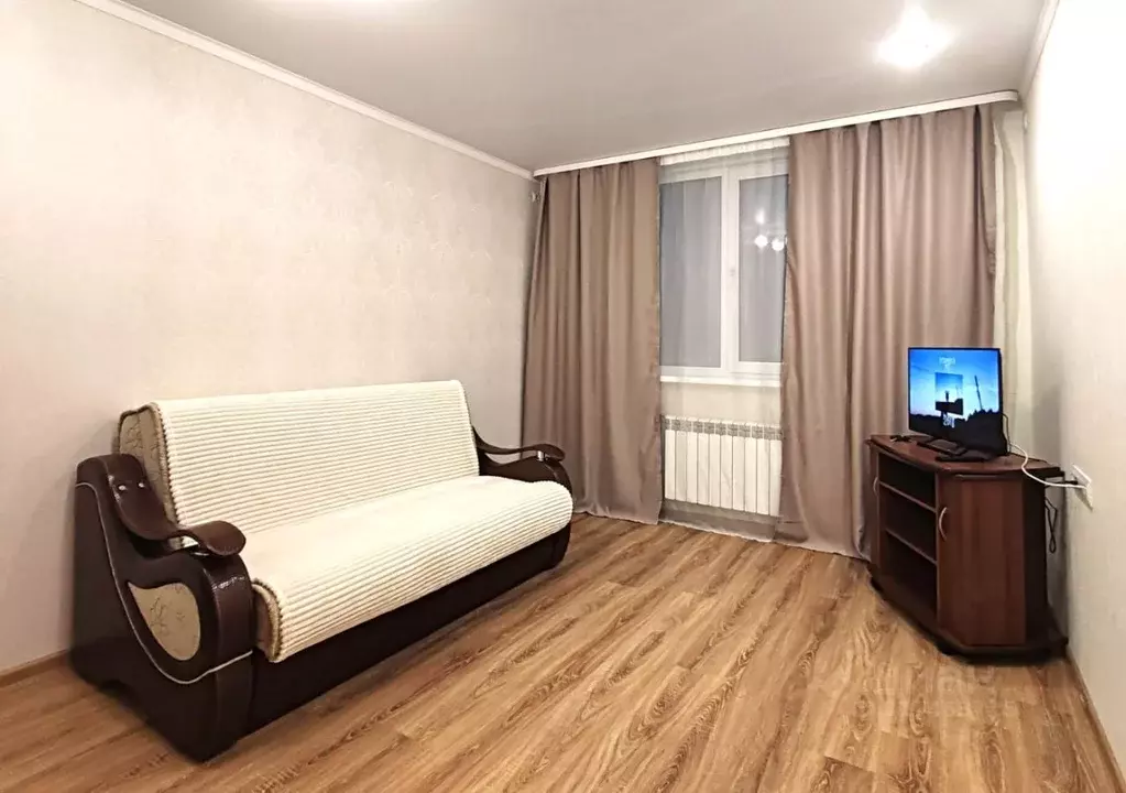 1-к кв. Оренбургская область, Оренбург ул. Родимцева, 12/1 (42.0 м) - Фото 0