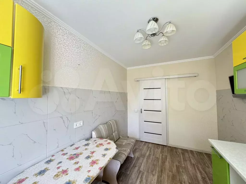 4-к. квартира, 63 м, 2/5 эт. - Фото 1