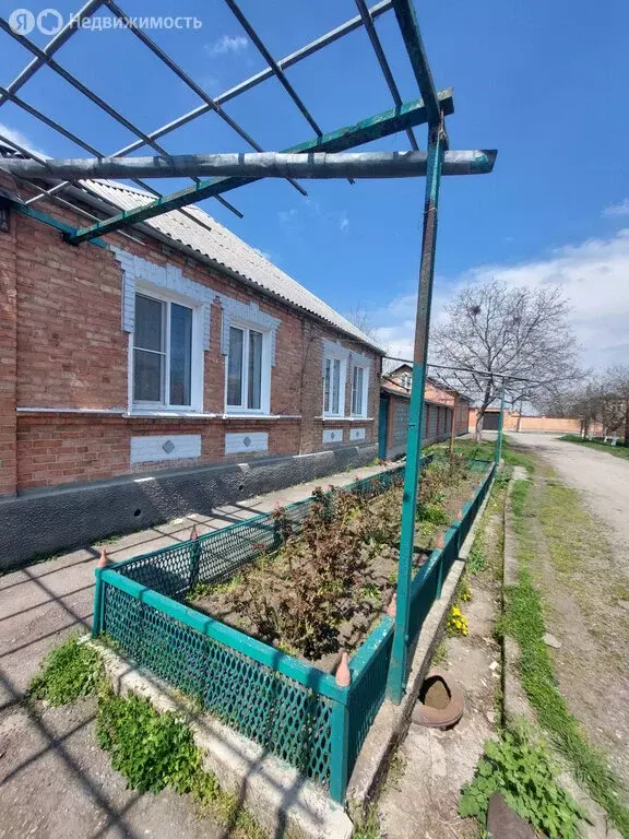 Дом в Заводской, улица 9-я Линия, 61 (130 м) - Фото 1