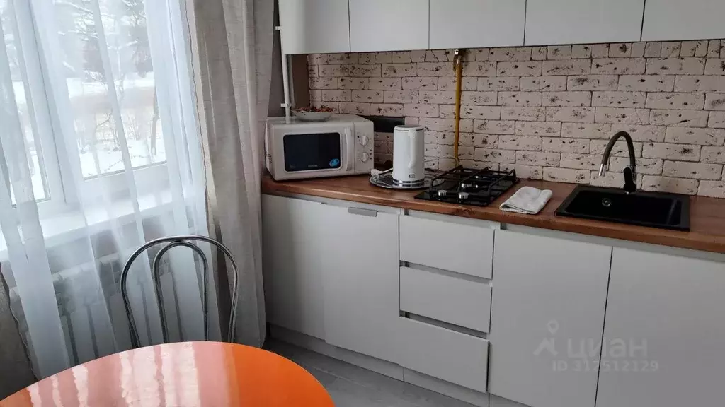 1-к кв. Тверская область, Бежецк ул. Нечаева, 4 (27.5 м) - Фото 2