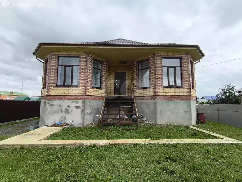Дом в Тюменская область, село Викулово (222 м) - Фото 1
