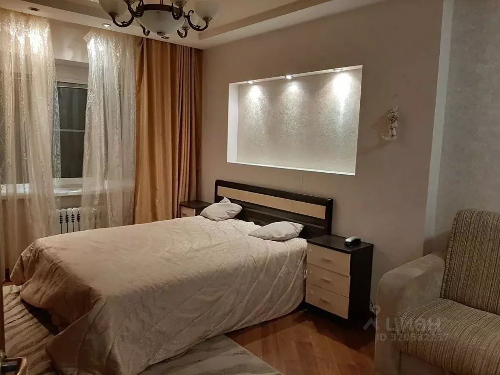 3-к кв. Воронежская область, Воронеж ул. Бакунина, 43 (95.0 м) - Фото 0