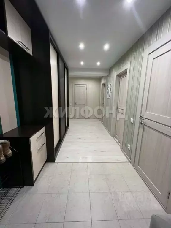 3-к кв. Новосибирская область, Бердск ул. Звездная, 6 (96.0 м) - Фото 0