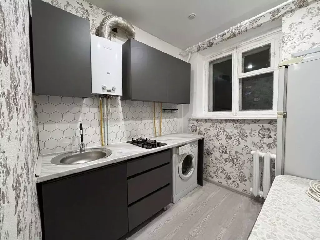 1-к кв. Новгородская область, Великий Новгород Волховский мкр, ул. ... - Фото 1