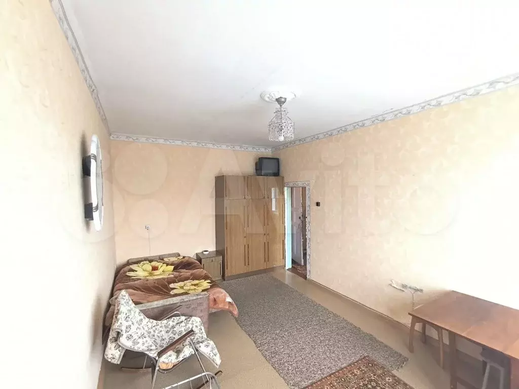 1-к. квартира, 37 м, 4/4 эт. - Фото 1
