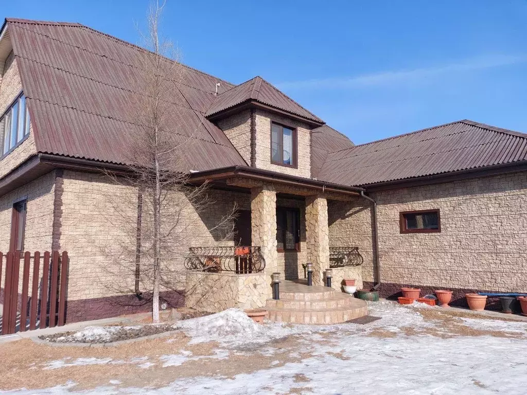 Дом в Забайкальский край, Чита Витимский мкр, 40Г (240 м) - Фото 1