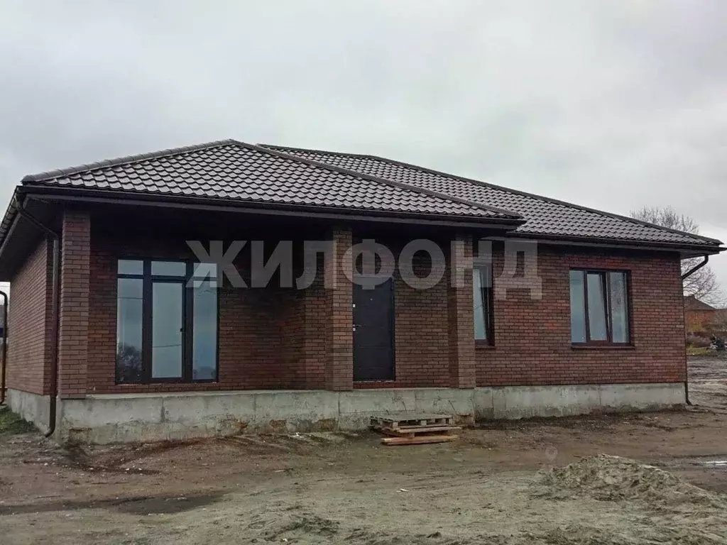 Дом в Брянская область, Брянск ул. Тенишевой (118 м) - Фото 1