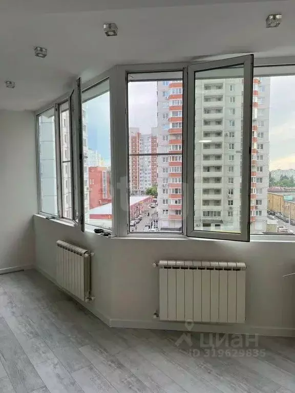 1-к кв. Воронежская область, Воронеж Московский просп., 131в (39.9 м) - Фото 1