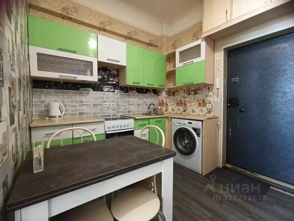 Комната Омская область, Омск ул. 10 лет Октября, 189 (19.8 м) - Фото 1