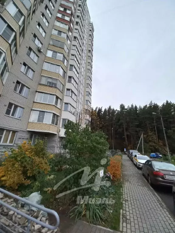 Продается 2-комнатная квартира - Фото 1