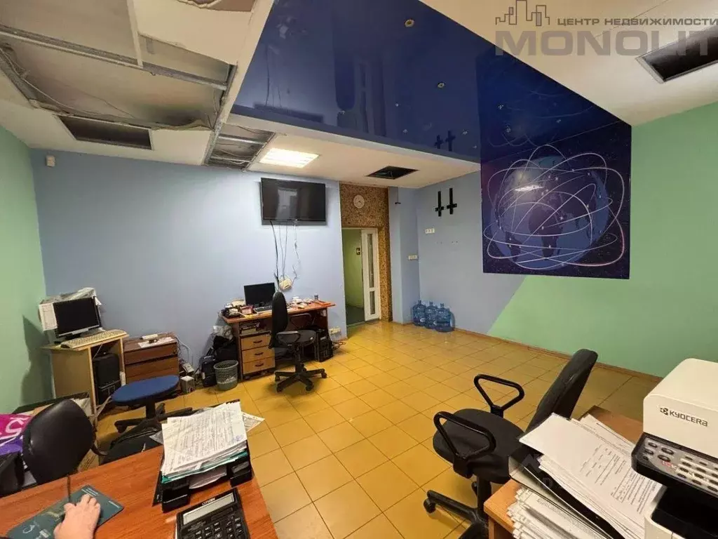 Офис в Свердловская область, Екатеринбург ул. Карла Маркса, 43А (323 ... - Фото 2
