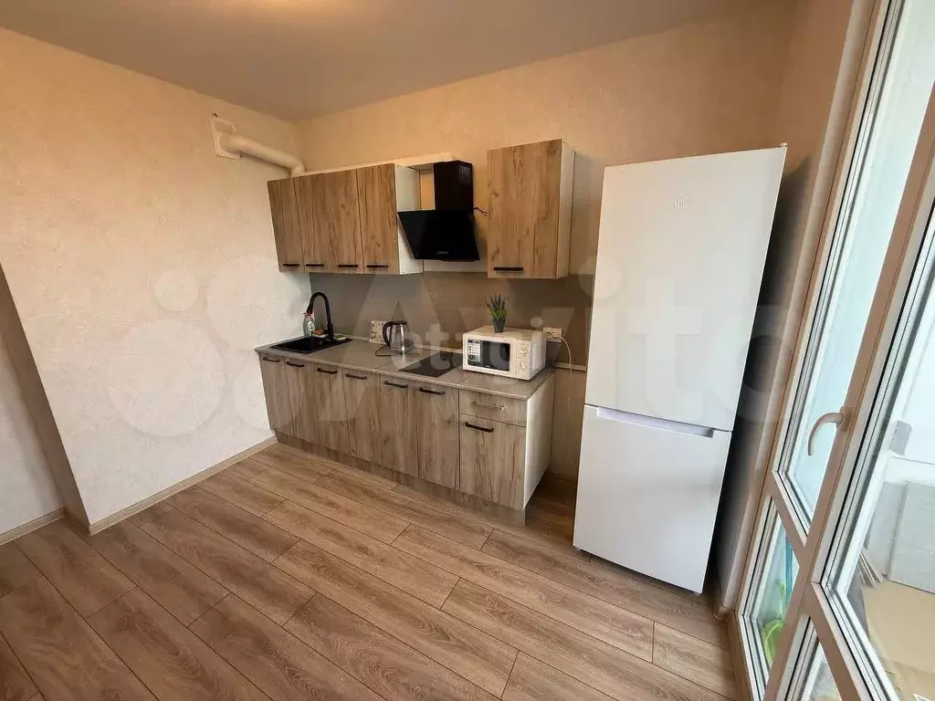 1-к. квартира, 37,5 м, 4/10 эт. - Фото 1