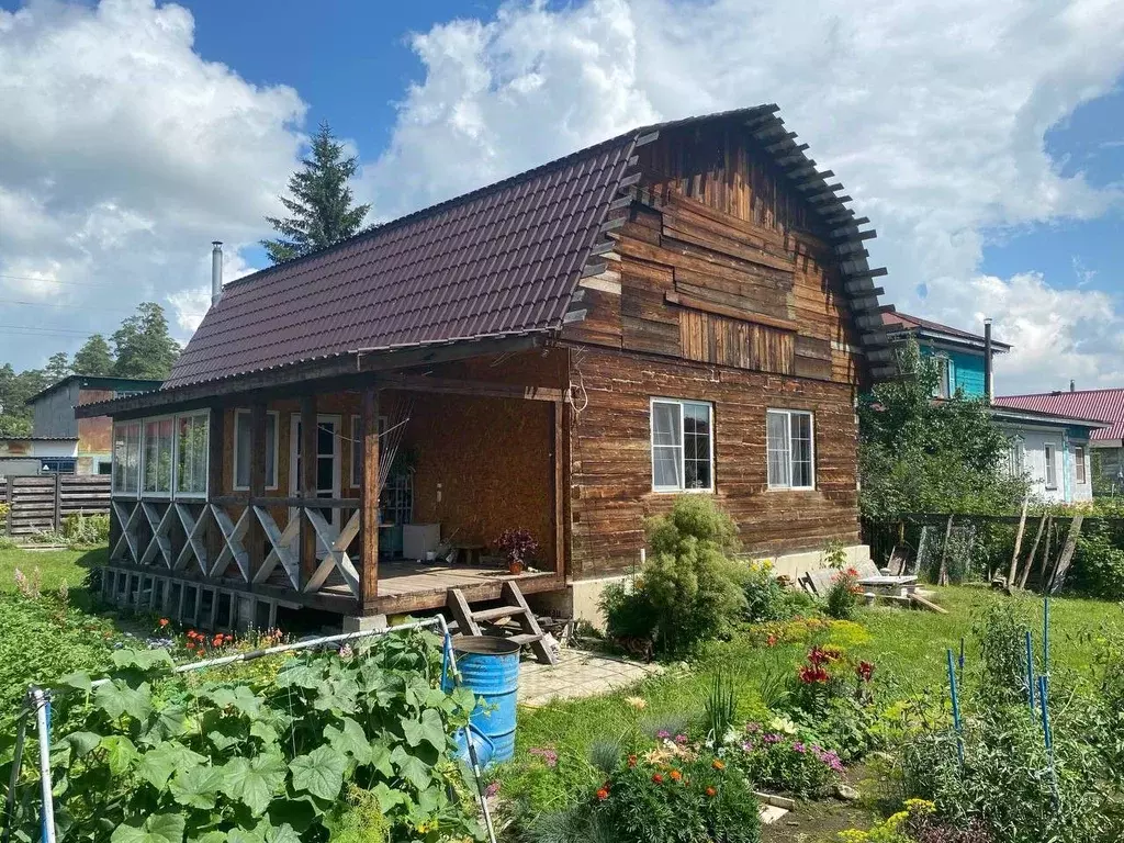 Дом в Алтайский край, Бийск ул. 2-я Техучилище (70 м) - Фото 0