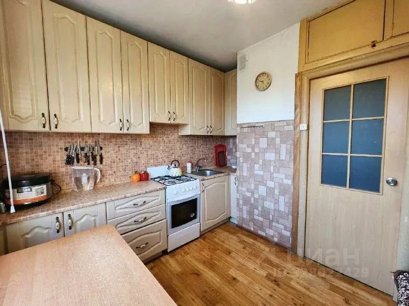 1-к кв. Крым, Симферополь ул. Героев Сталинграда, 35 (34.0 м) - Фото 1