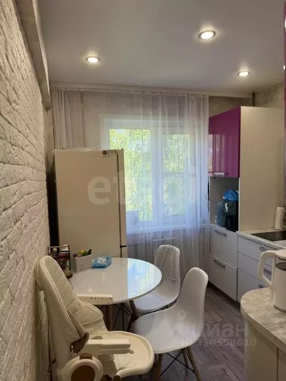 2-к кв. Иркутская область, Ангарск 15-й мкр, 12А (49.0 м) - Фото 1