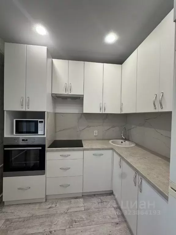 1-к кв. Татарстан, Казань ул. Баки Урманче, 4к4 (33.1 м) - Фото 2