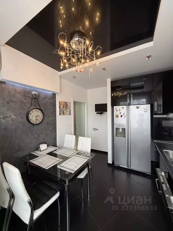 3-к кв. Самарская область, Самара ул. Гастелло, 32 (65.1 м) - Фото 2