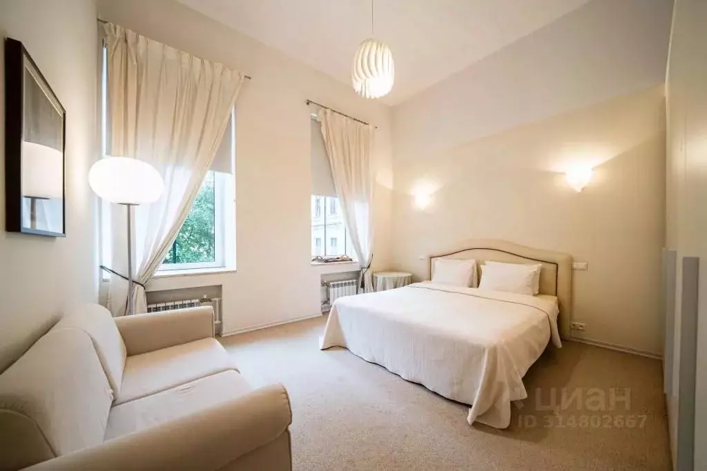 1-к кв. Санкт-Петербург наб. Реки Мойки, 40 (100.0 м) - Фото 0