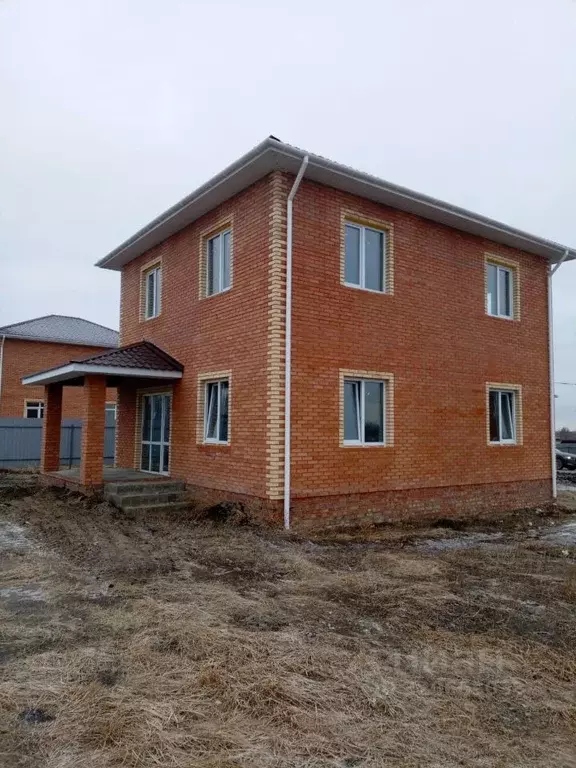 Дом в Омская область, Омский район, с. Дружино ул. Мирная (135 м) - Фото 1