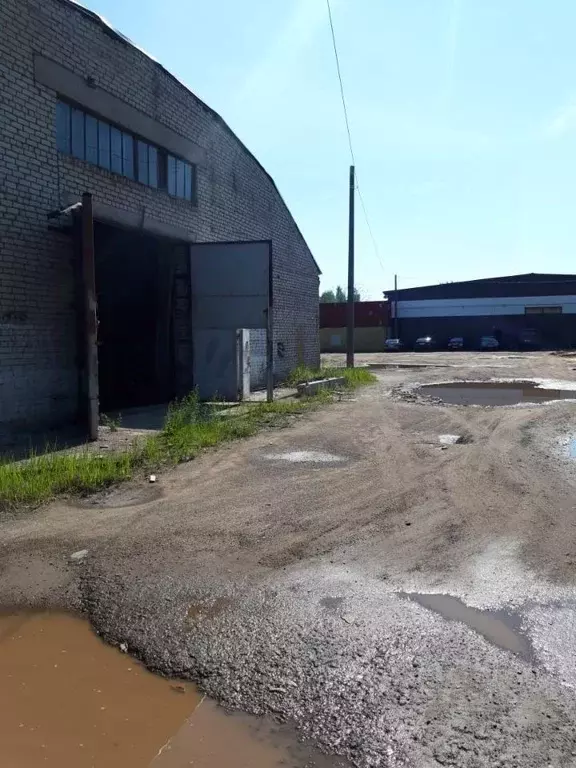 Помещение свободного назначения в Кировская область, Киров Радужный ... - Фото 0