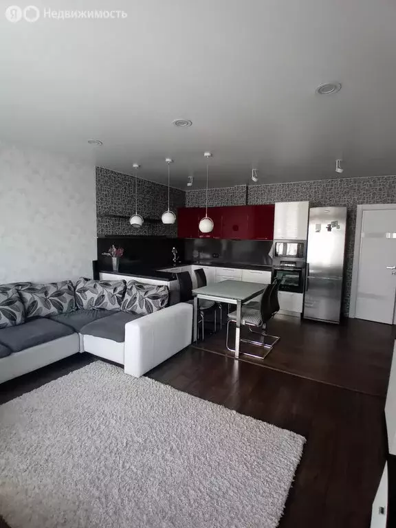 3-комнатная квартира: Красноярск, улица Соревнования, 25 (86 м) - Фото 2