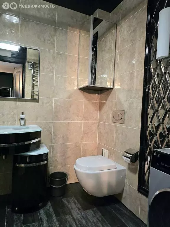 2-комнатная квартира: Нижний Новгород, улица Генкиной, 61 (71 м) - Фото 1