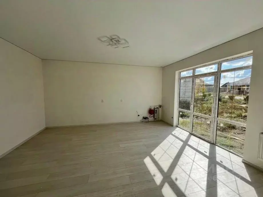 Дом в Крым, Симферопольский район, с. Трудовое ул. Зеленая (105 м) - Фото 2