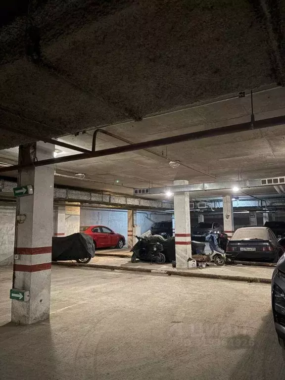 Гараж в Москва 4-й Вятский пер., 16К1 (18 м) - Фото 1