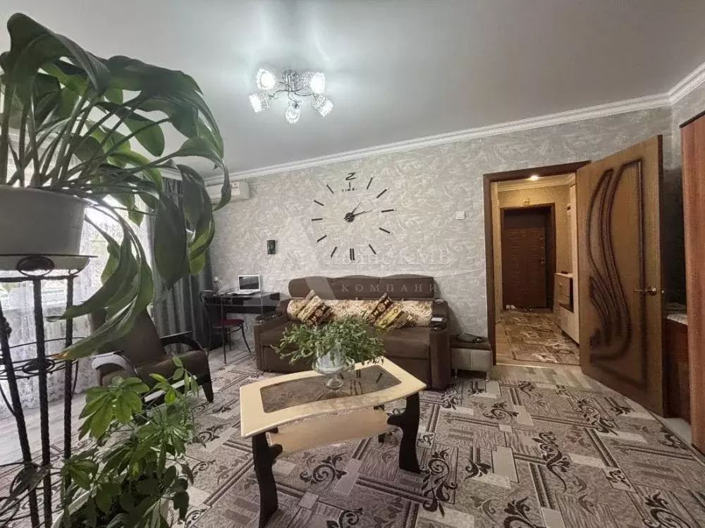 Продаётся 3-к квартира, 48.9 м - Фото 0