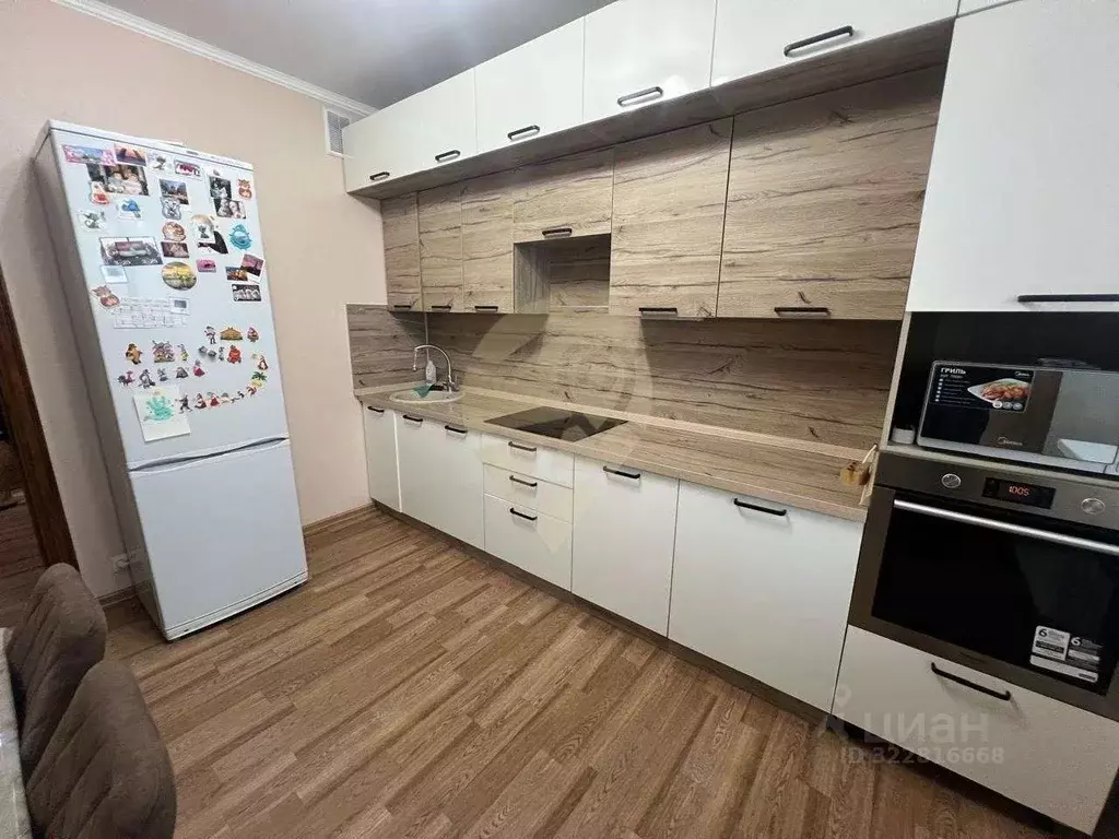 1-к кв. Белгородская область, Старый Оскол Королева мкр, 38 (45.6 м) - Фото 2