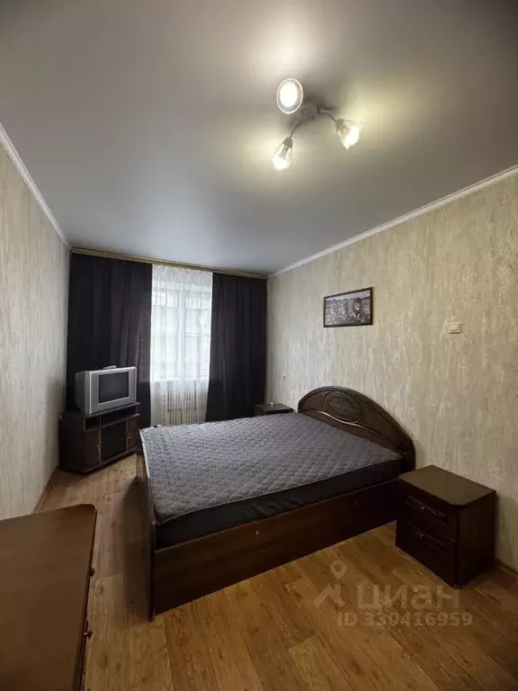 3-к кв. Белгородская область, Старый Оскол Макаренко мкр, 14к1 (45.0 ... - Фото 1