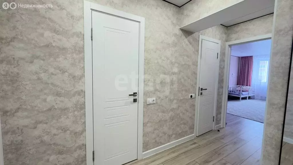 3-комнатная квартира: Энгельс, Вокзальная улица, 52 (88.4 м) - Фото 1