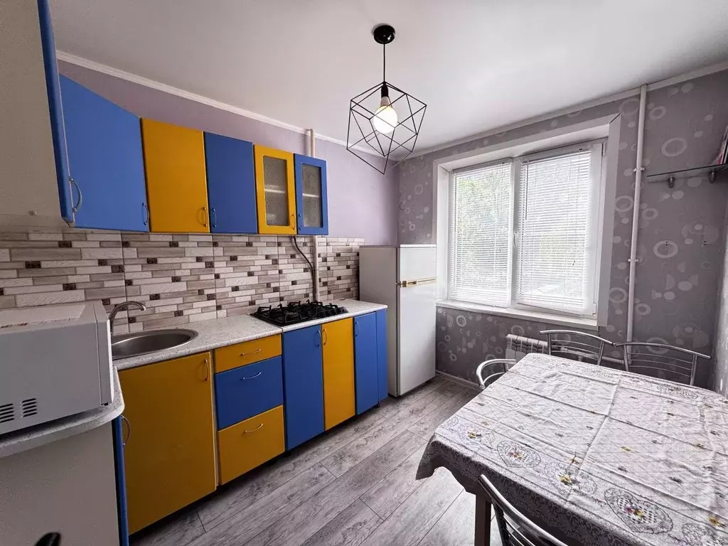 2-к кв. Орловская область, Орел ул. Революции, 7 (53.0 м) - Фото 0