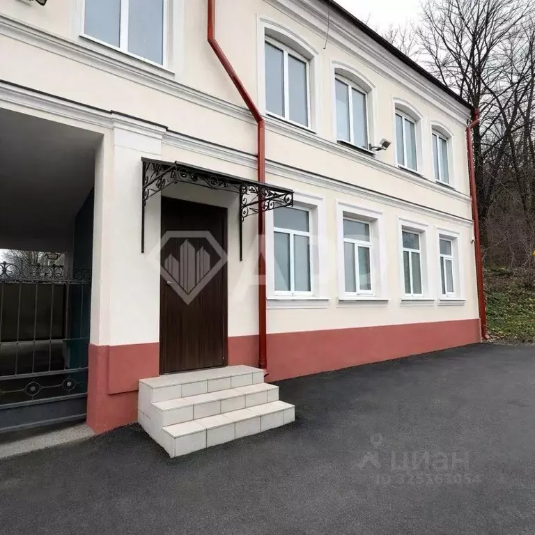 Помещение свободного назначения в Брянская область, Брянск ул. ... - Фото 1